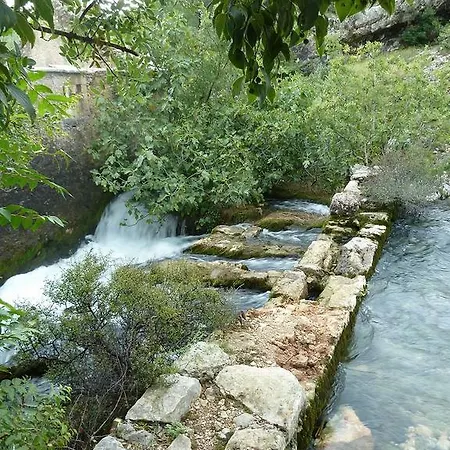 Kiwi Apartman Gornji Karin