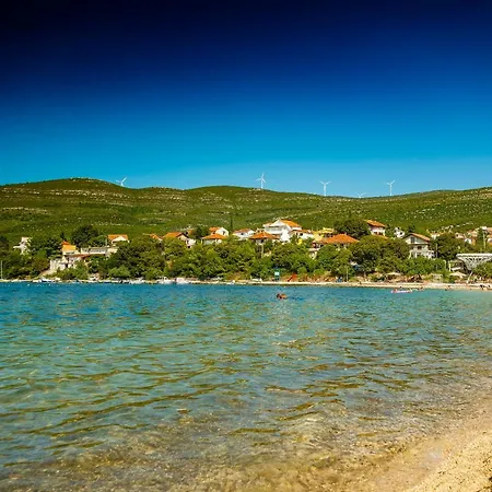 Kiwi Apartman Gornji Karin