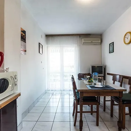 Apartment Kiwi Gornji Karin