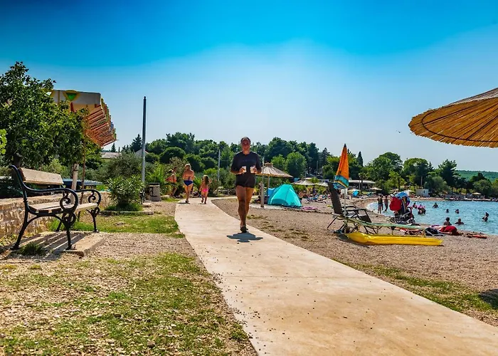 아파트 Kiwi 고르니 카린